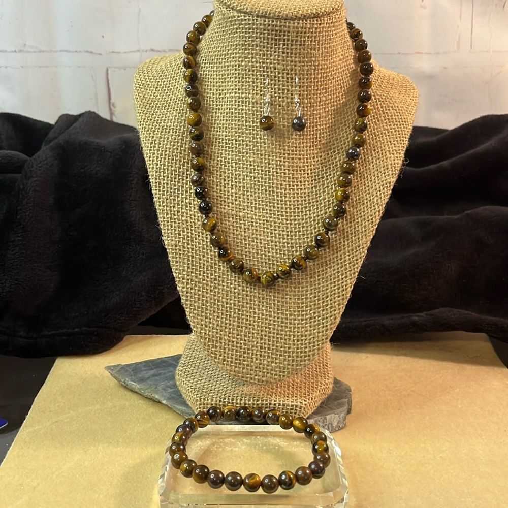 Tiger eye beaded stretch bracelet earrings & necklace 18”set and sterling silver